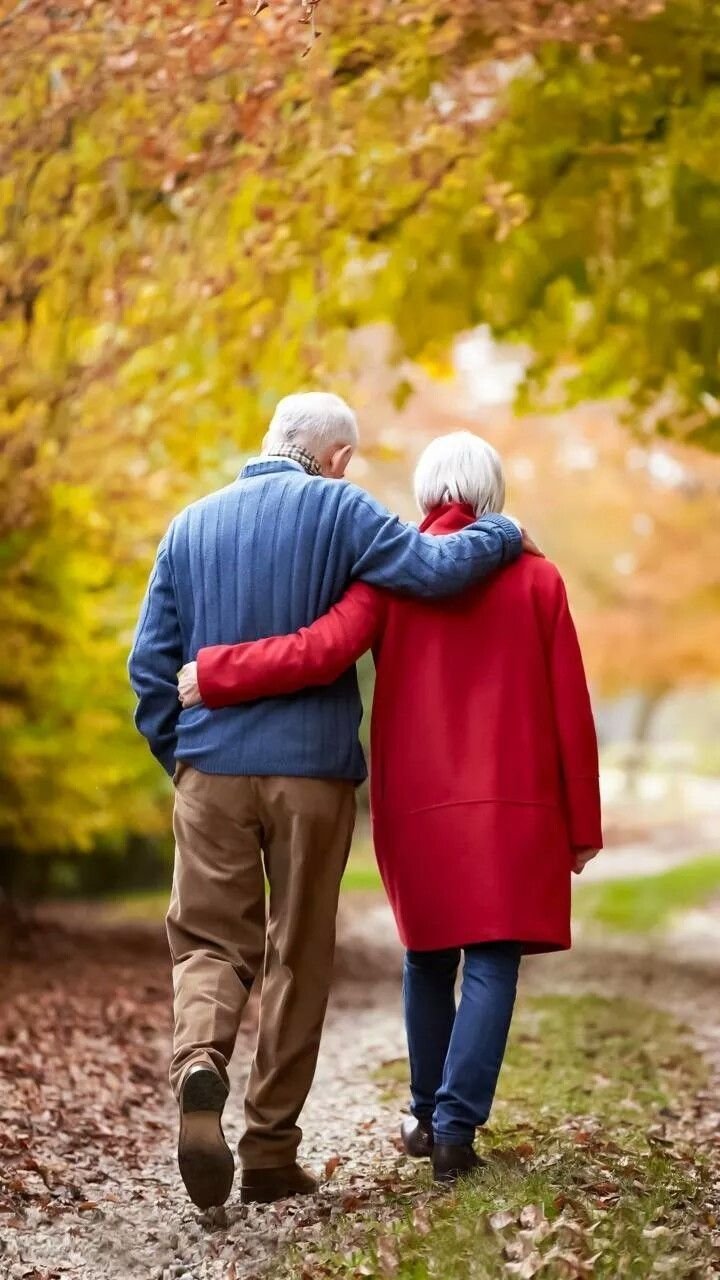 Ontario elderly Couple Walking arm in arm